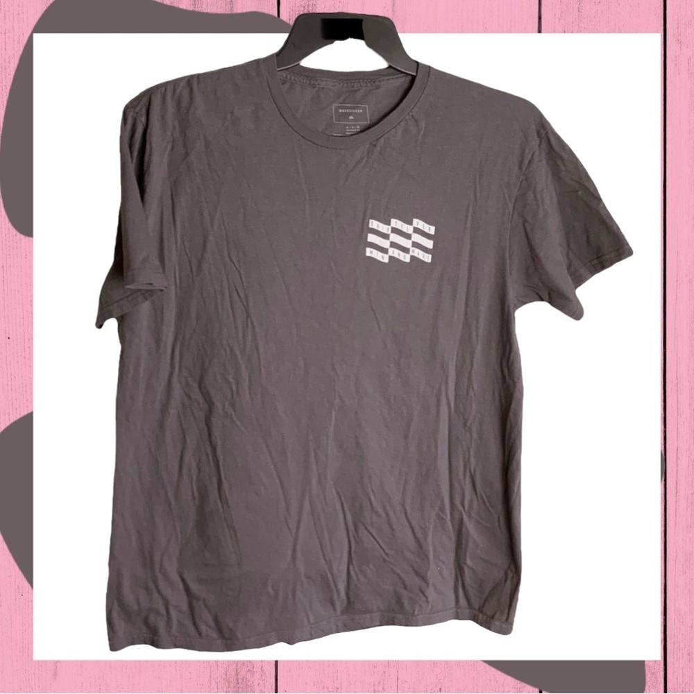 Quiksilver Gray & White Mtn and Wave TShirt Men L